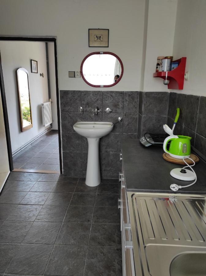 U Lesa Apartment Bohutin  Bagian luar foto
